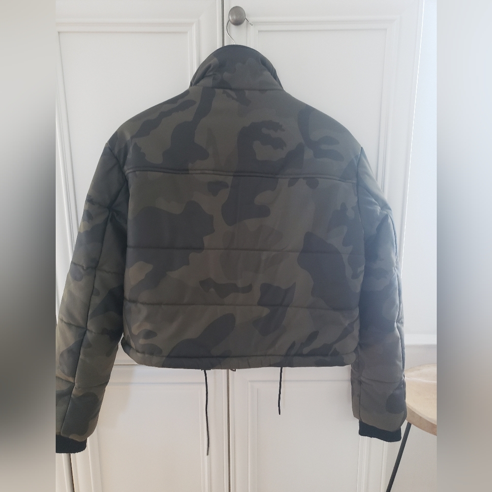Bagatelle puffer camo jacket M-L - Picture 5 of 11